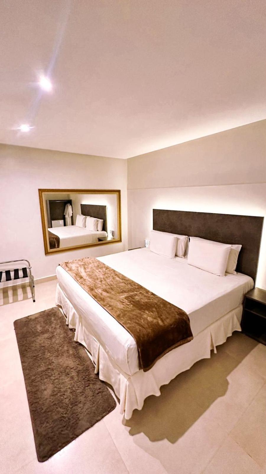 Hotel Rancho Verde Barreiras  Bagian luar foto